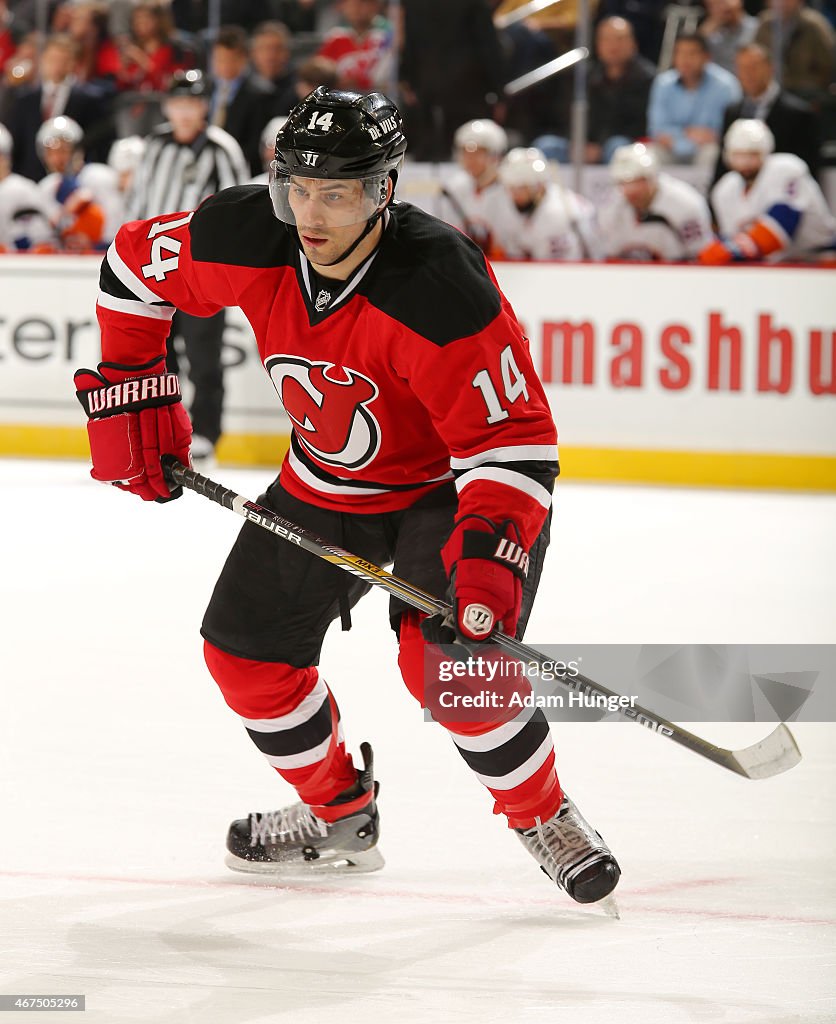 New York Islanders v New Jersey Devils