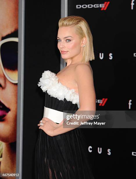 Actress Margot Robbie attends the Warner Bros. Pictures' 'Focus' premiere at TCL Chinese Theatre on February 24, 2015 in Hollywood, California.