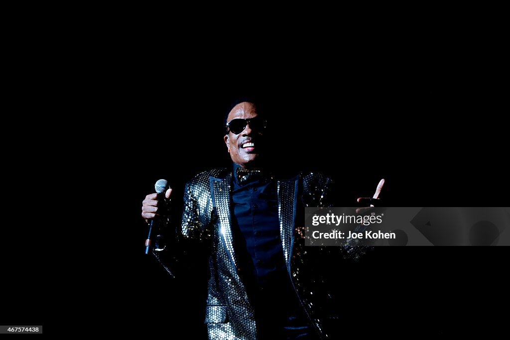 Charlie Wilson And KEM Performs At The Nokia Theatre L.A. Live
