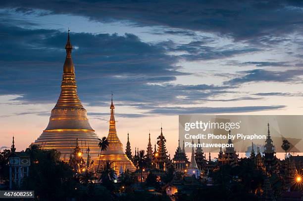 shawedagon pagoda myanmar - naypyidaw stock pictures, royalty-free photos & images