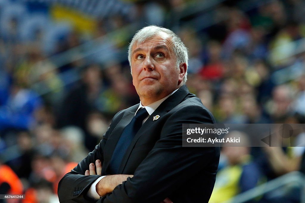 Fenerbahce Ulker Istanbul v Unicaja Malaga - Turkish Airlines Euroleague Top 16