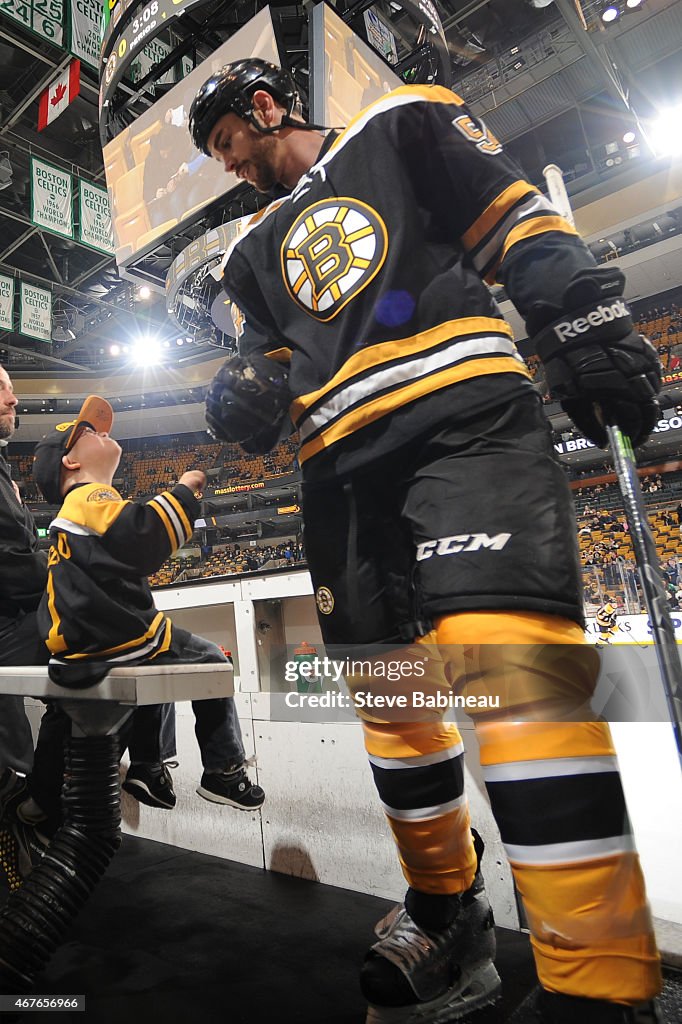 Anahiem Ducks v Boston Bruins