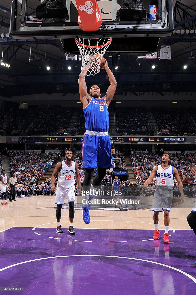 Philadelphia 76ers v Sacramento Kings