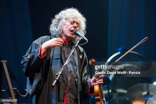 Angelo Branduardi performs at L'Olympia on February 7, 2014 in Paris, France.