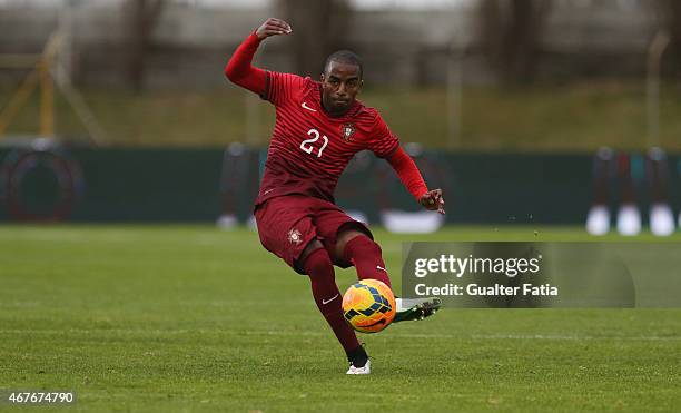 Portugal's defender Ricardo Pereira in action during the U21 International Friendly between Portugal and Denmark on March 26, 2015 in Marinha Grande,...