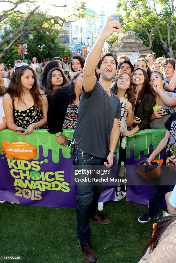 Nickelodeon's 2015 Kids' Choice Awards Pinata Tickets Giveaway