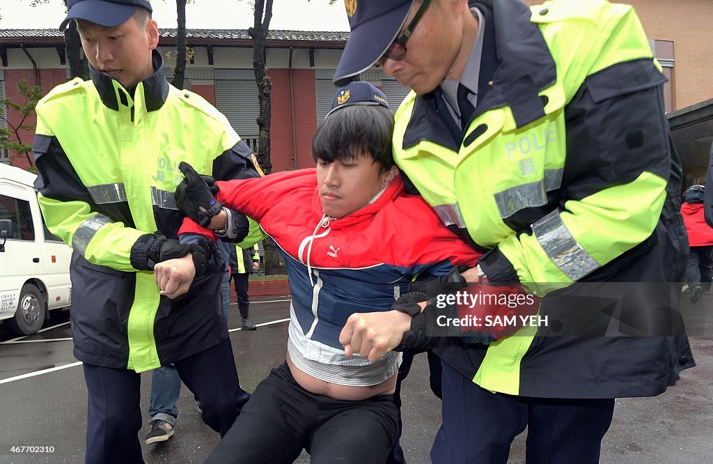 TAIWAN-CHINA-POLITICS-DEMO