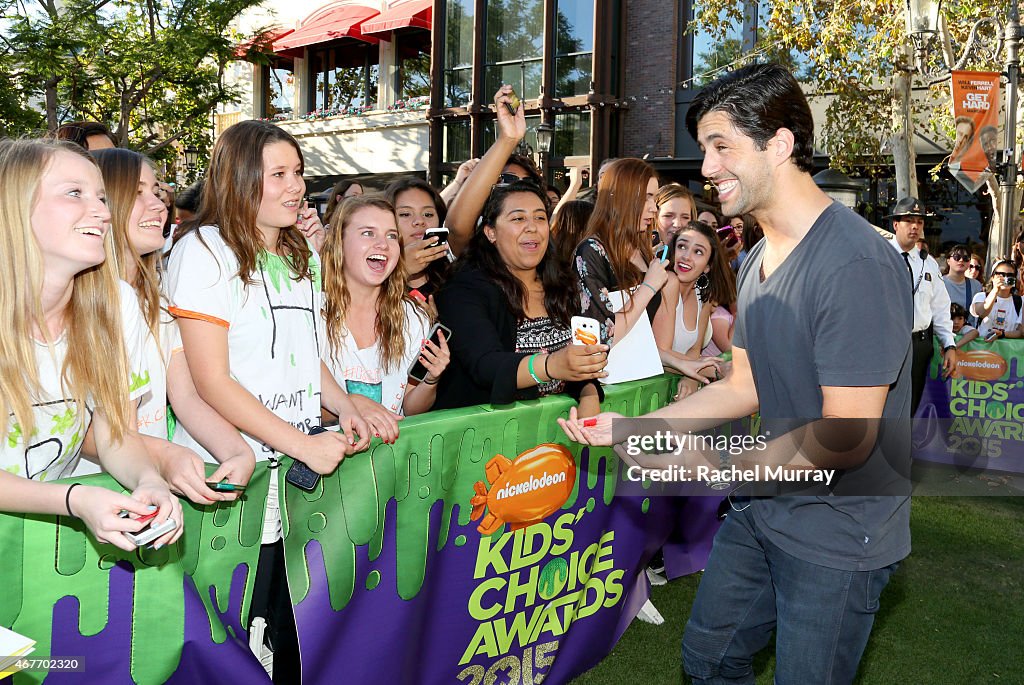 Nickelodeon's 2015 Kids' Choice Awards Pinata Tickets Giveaway