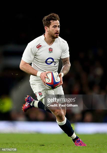 Danny Cipriani of England runs with the ball during the RBS Six Nations match between England and France at Twickenham Stadium on March 21, 2015 in...