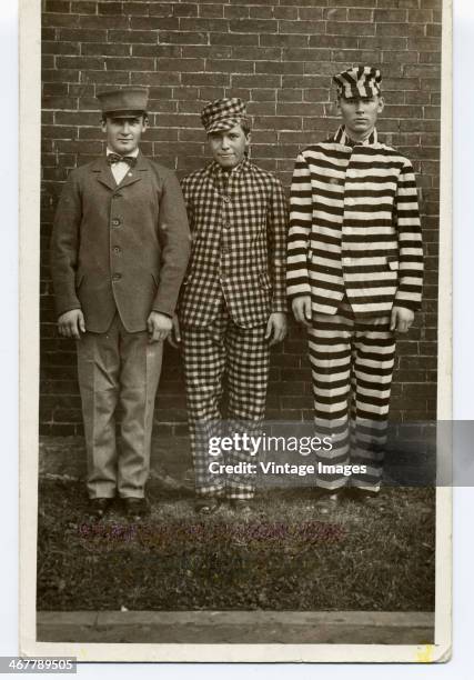 Retro Inmate Uniform 172 Striped Prison Uniform Stock Photos, High-Res Pictures, and Images ...