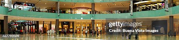 Dubai Mall Entrance Photos and Premium High Res Pictures - Getty Images