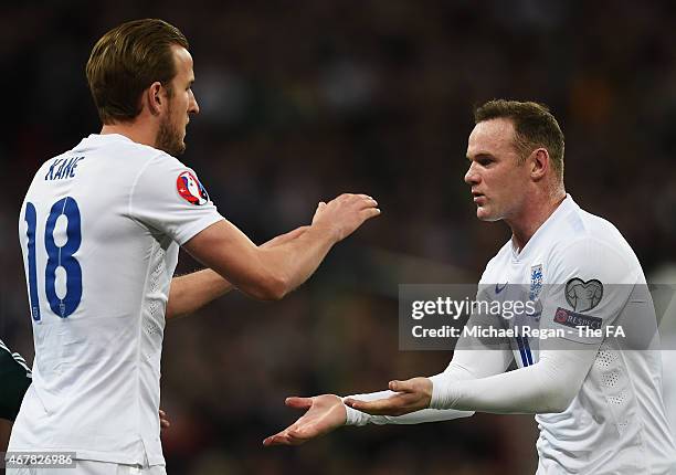 Harry Kane of England replaces Wayne Rooney of England during the EURO 2016 Qualifier between England and Lithuania at Wembley Stadium on March 27,...