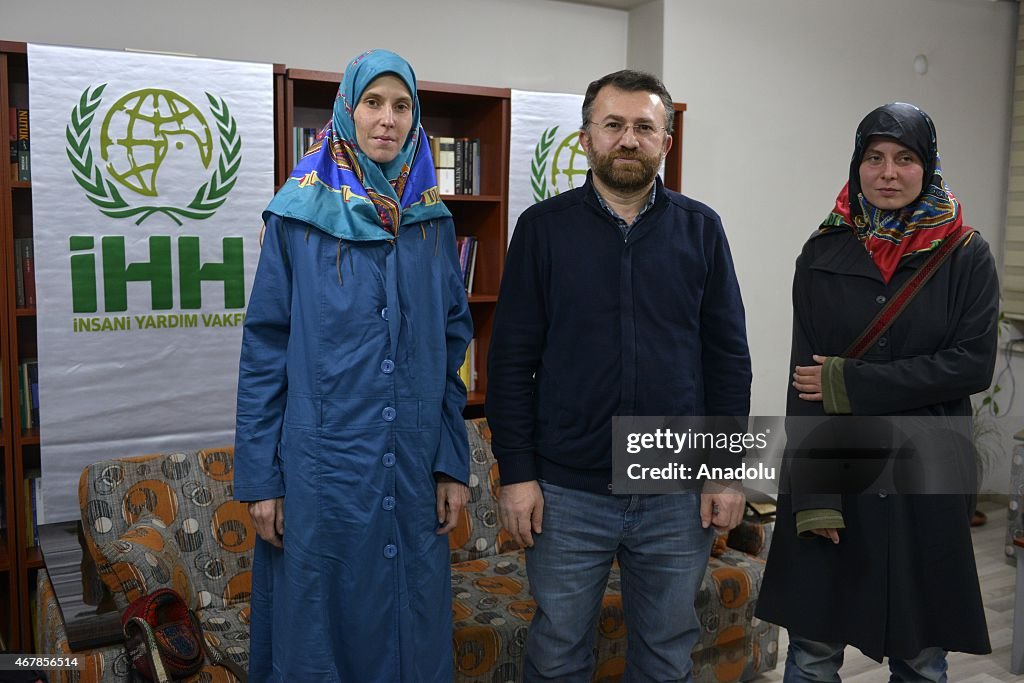 Two Czech women kidnapped by armed groups linked to al-Qaeda are rescued by IHH