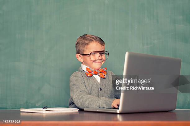 computer time - nerd stockfoto's en -beelden