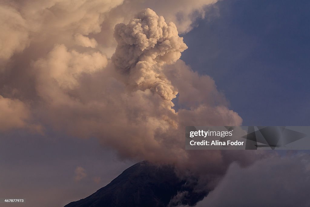 Tungurahua volcano explosion on february 2014