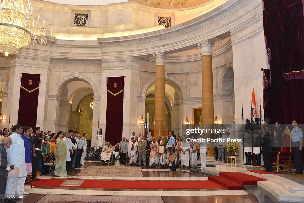 The President of India, Shri Pranab Mukherjee, presenting...