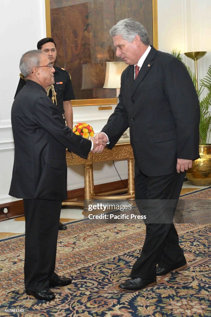 The President of India, Shri Pranab Mukherjee, presenting...