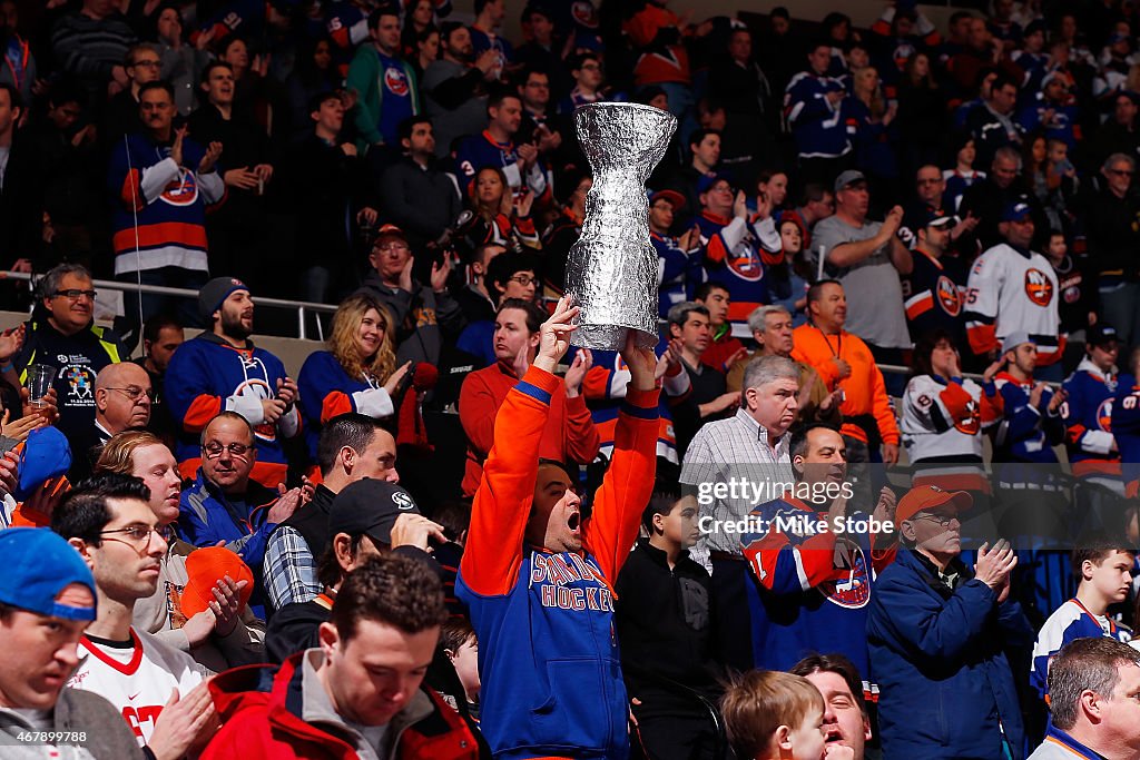 Anaheim Ducks v New York Islanders