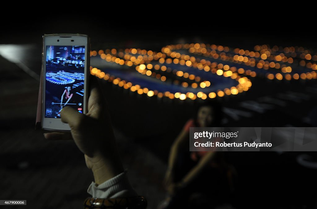 Surabaya Celebrates Earth Hour 2015