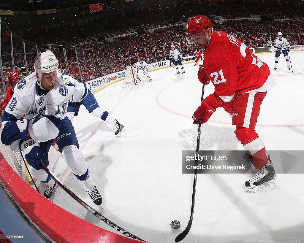 Tampa Bay Lightning v Detroit Red Wings