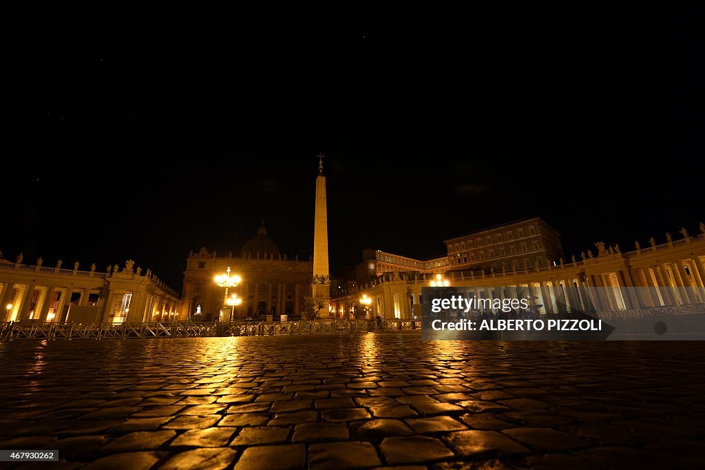 VATICAN-ENVIRONMENT-ENERGY-EARTHHOUR