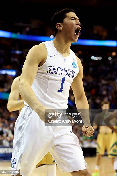 Devin Booker of the Kentucky Wildcats reacts after a play late in the second half against the Notre Dame Fighting Irish during the Midwest Regional...