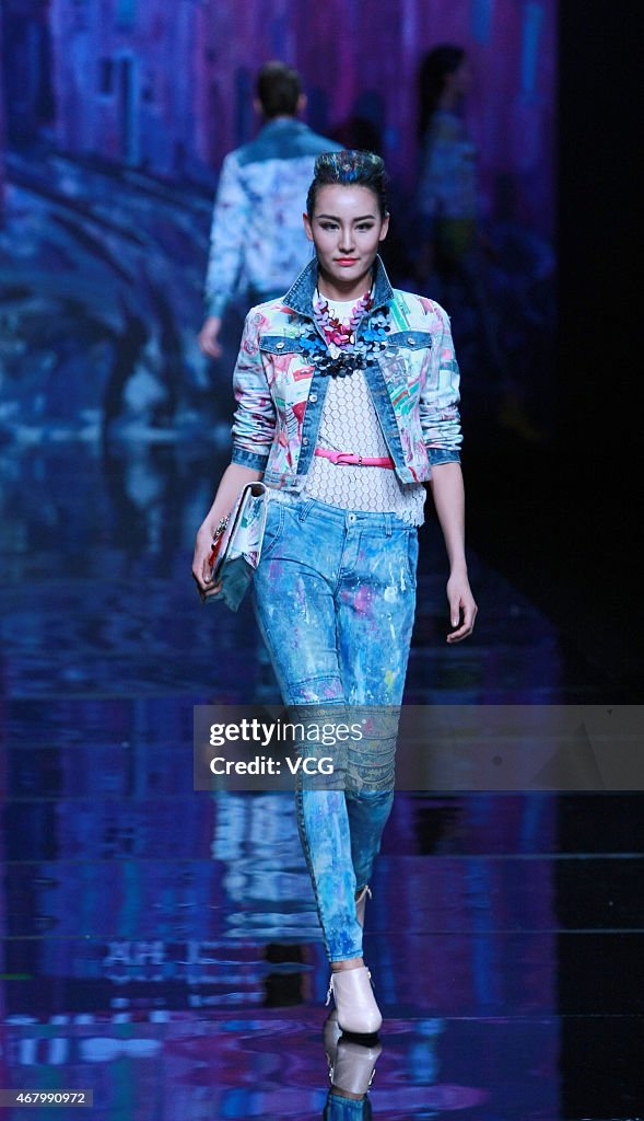 Mercedes-Benz China Fashion Week Autumn/Winter Collection - Day 4