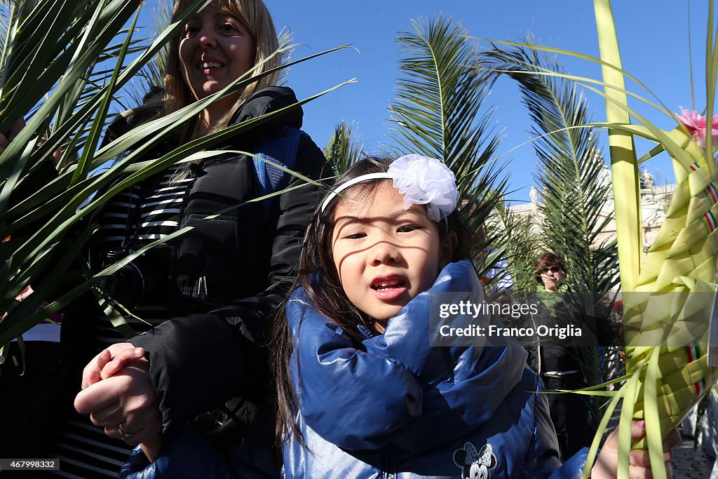 Pope Attends Palm Sunday