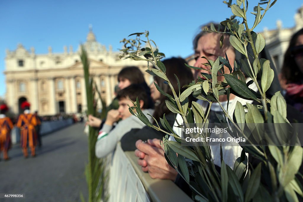 Pope Attends Palm Sunday