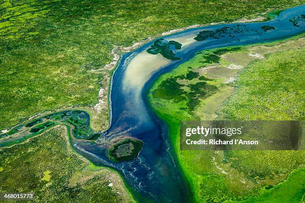 aerial of river & floodplains in top end - darwin australia stock-fotos und bilder