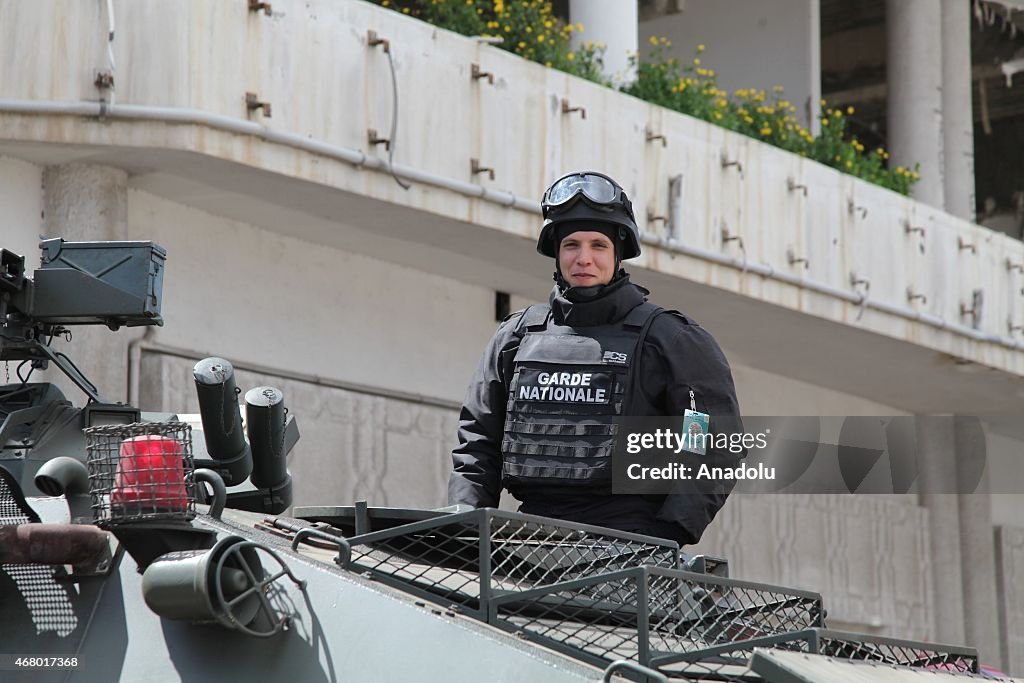 Tunisians march against terrorism