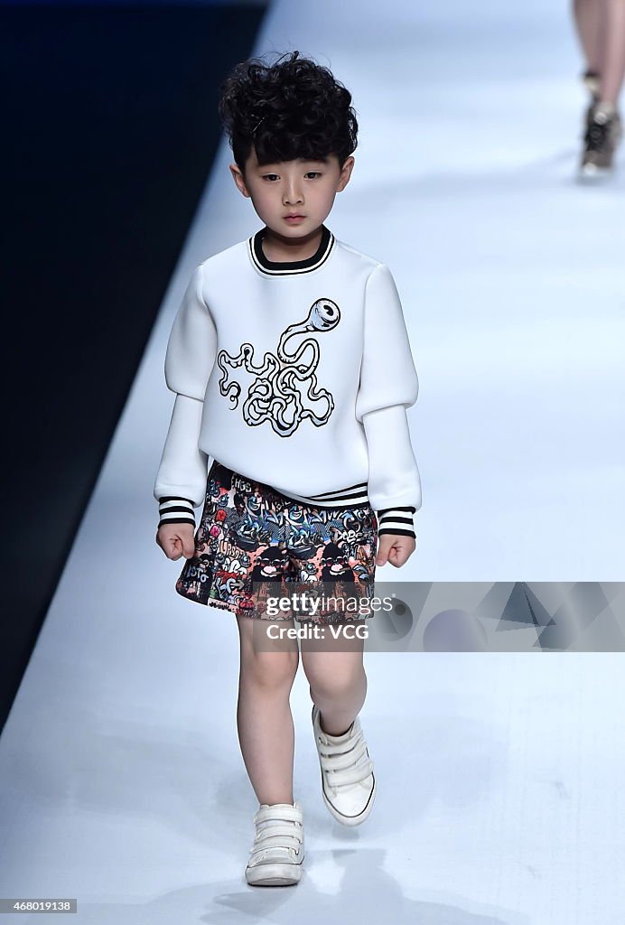 Mercedes-Benz China Fashion Week Autumn/Winter Collection - Day 5