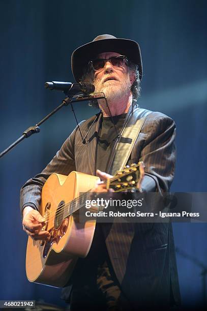 Italian musician and author Francesco De Gregori performs at Unipol Arena on March 28, 2015 in Bologna, Italy.