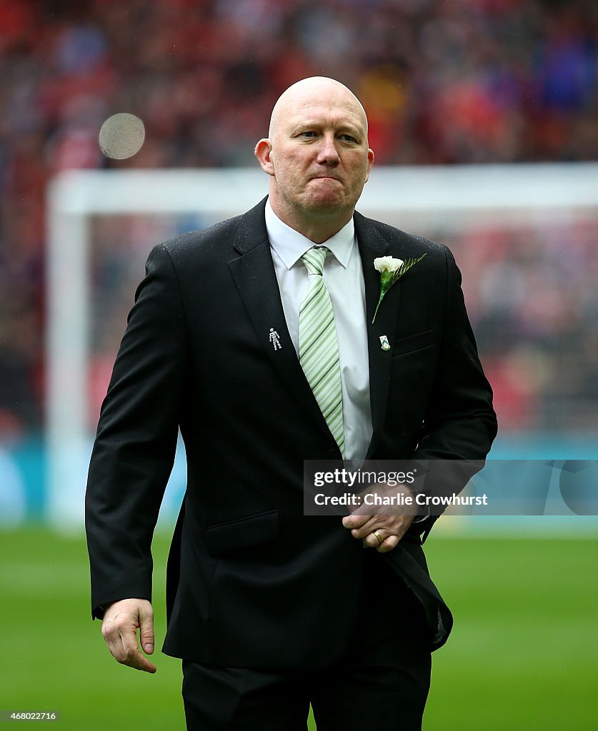 North Ferriby United v Wrexham - The FA Carlsberg Trophy Final 2015