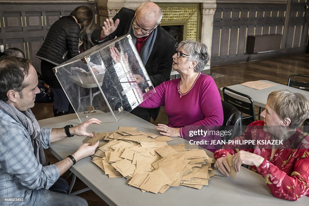 FRANCE-VOTE-DEPARTEMENTALES-DROME