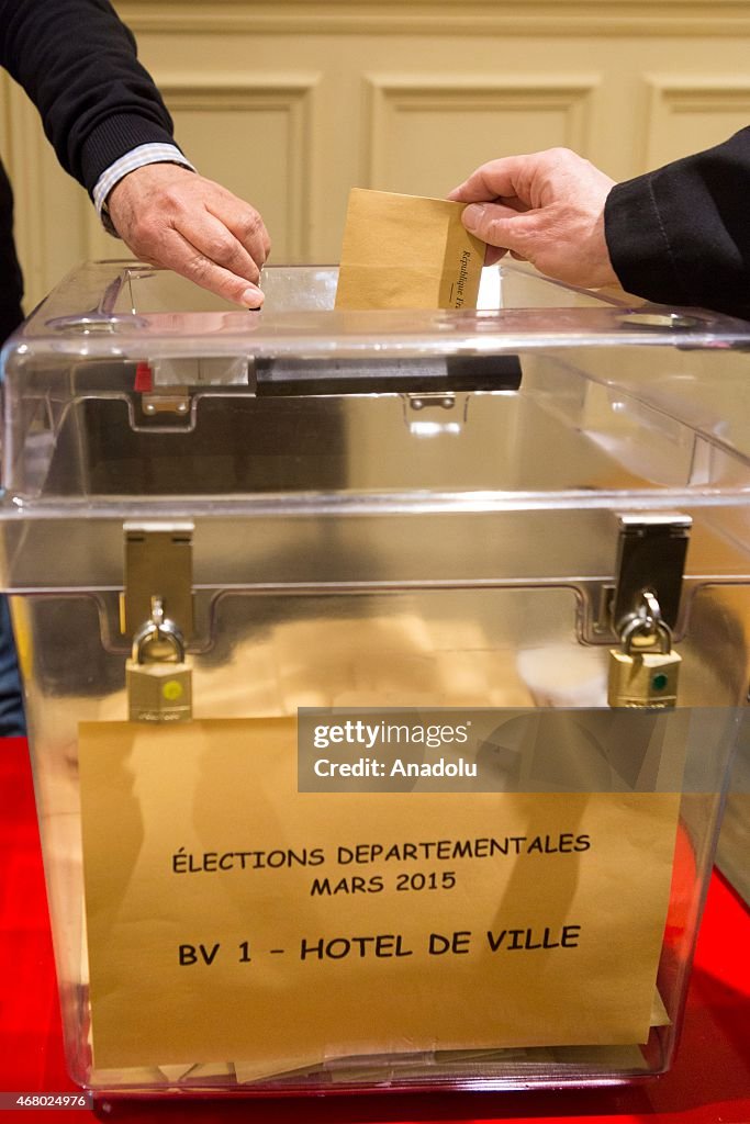 Second round of French departmental elections