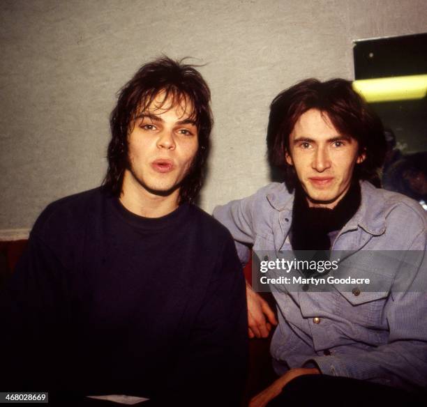 Supergrass singer Gaz Coomes with former Suede guitarist Bernard Butler, United Kingdom, 1999.