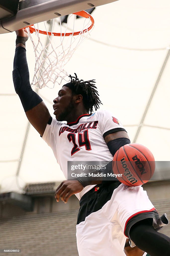 Michigan State v Louisville