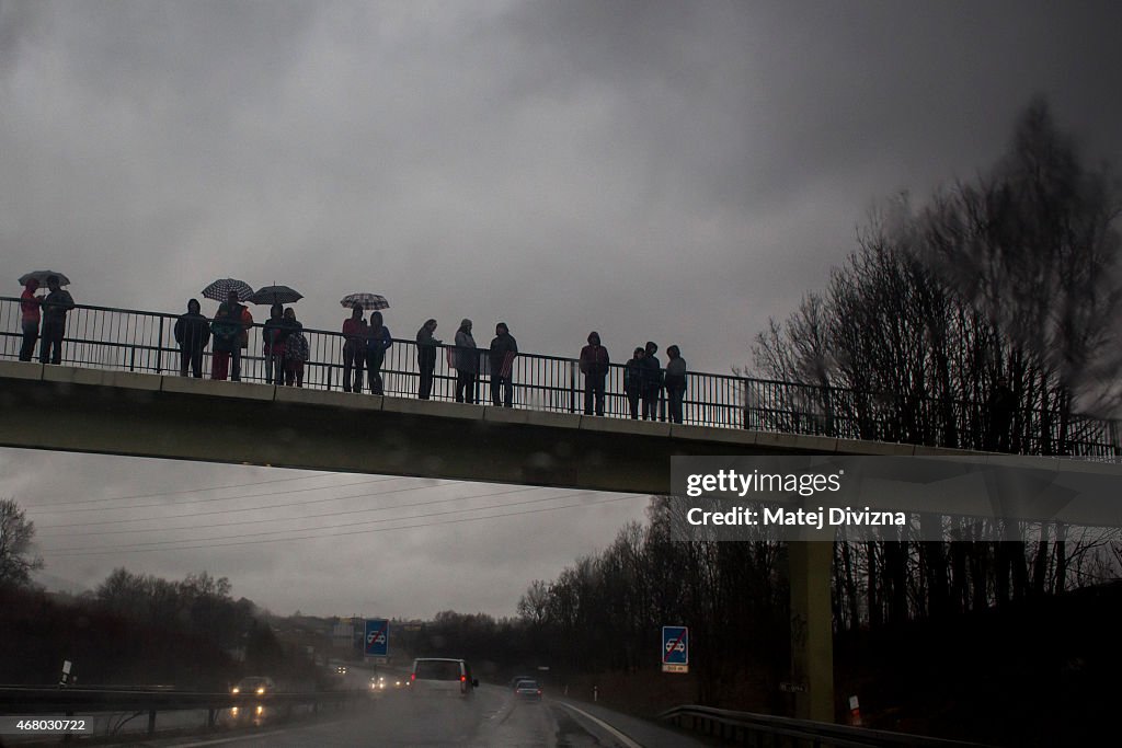 U.S. Troops Cross Czech Republic In "Operation Atlantic Resolve" Exercises