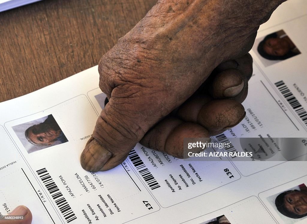 BOLIVIA-REGIONAL-ELECTION-VOTERS