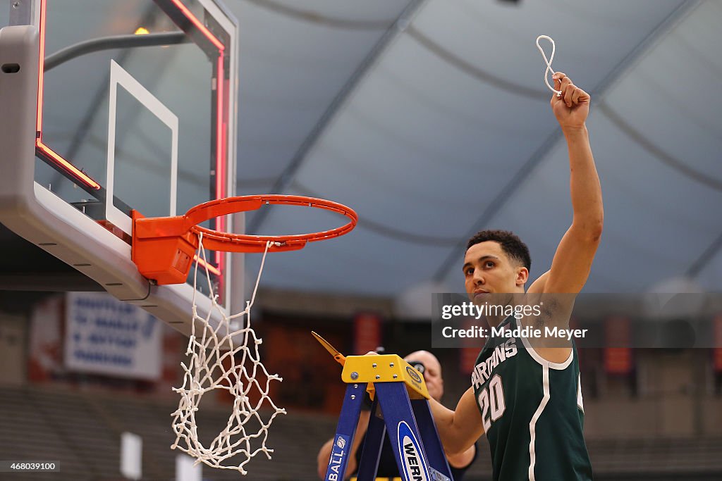 Michigan State v Louisville