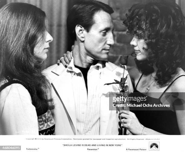 Actress Jeannie Berlin, actor Roy Scheider and actress Rebecca Dianna Smith on set of the movie "Sheila Levine Is Dead and Living in New York" ,...