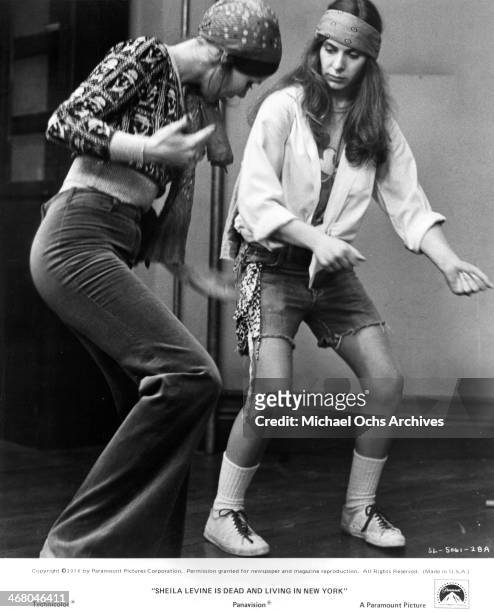 Actress Jeannie Berlin and Rebecca Dianna Smith on set of the movie "Sheila Levine Is Dead and Living in New York" , circa 1975.