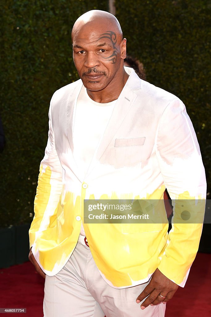 2015 iHeartRadio Music Awards On NBC - Arrivals