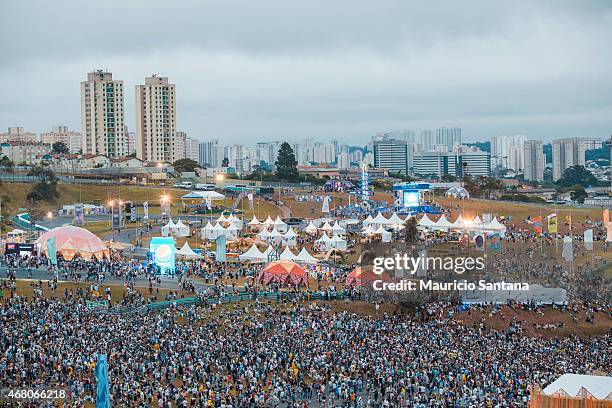 General atmosphere of Lollapalooza Brazil 2015 at Autodromo de Interlagos on March 29, 2015 in Sao Paulo, Brazil.