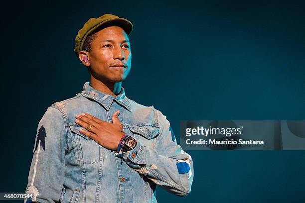 Pharrell Williams performs during 2015 Lollapalooza Brazil at Autodromo de Interlagos on March 29, 2015 in Sao Paulo, Brazil.