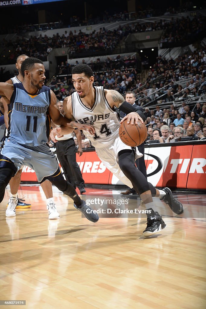 Memphis Grizzlies v San Antonio Spurs