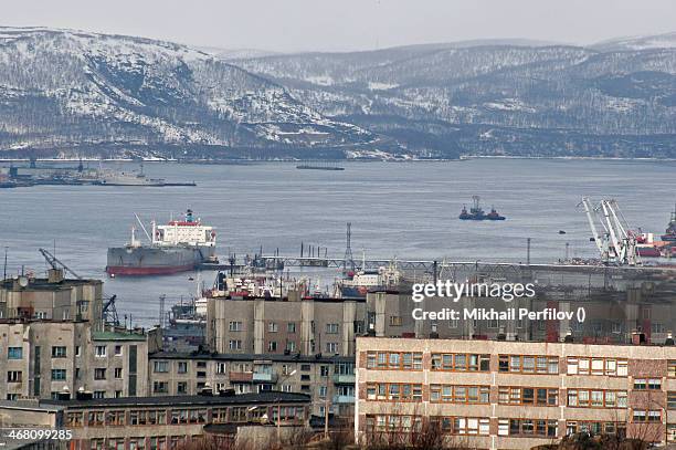 russian oil tanker in murmansk - murmansk stock pictures, royalty-free photos & images