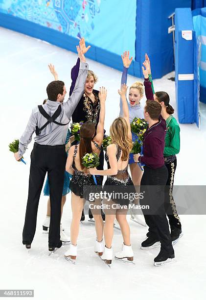 Bronze medalists the United States figure skating team Simon Shnapir, Maria Castelli, Gracie Gold, Ashley Wagner, Meryl Davis, Charlie White, Jeremy...