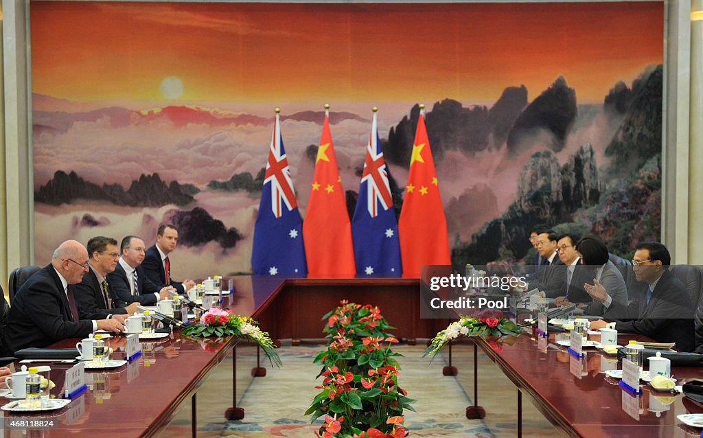 President Xi Jinping Meets Visiting Australian General Governor Peter Cosgrove